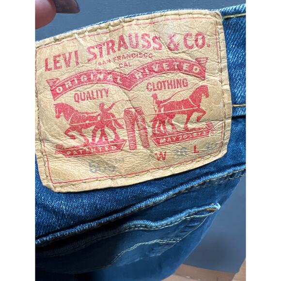 Levi 569 Mens Relaxed Straight Jenas Size 36 (Waist & Length Has Been Adjusted) - Picture 5 of 8